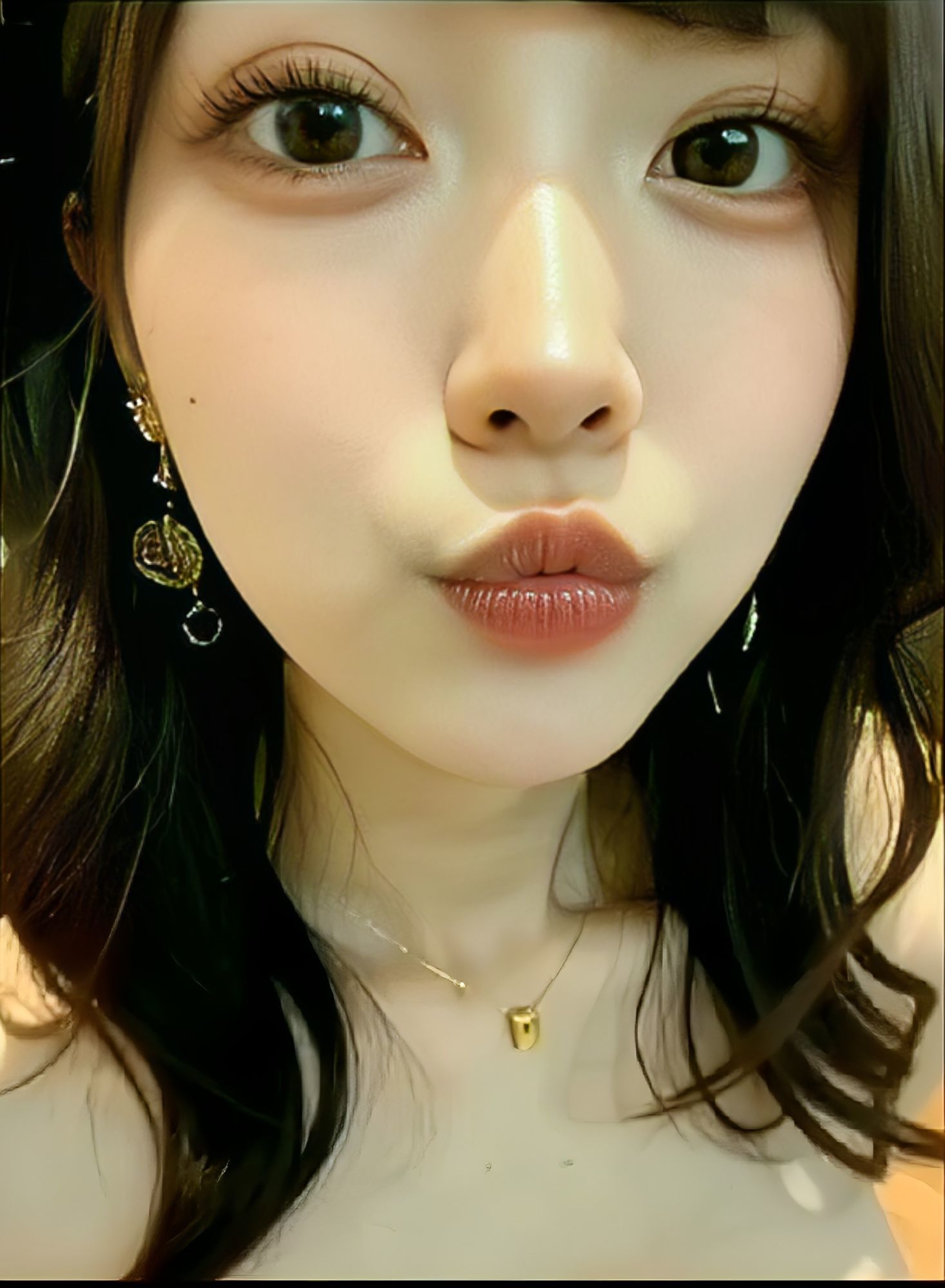 【★ハーレム体験】キス天国！私の唇の温度を計ってくれる？ 『36人の美女達とA経験のドキドキタイムスタート！』 | 同人CG・同人作品紹介 | 同人倶楽部